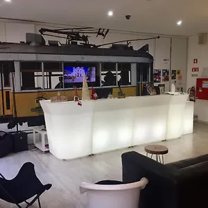  Hostal Golden Tram 242 &