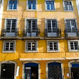  Hostal Locals &