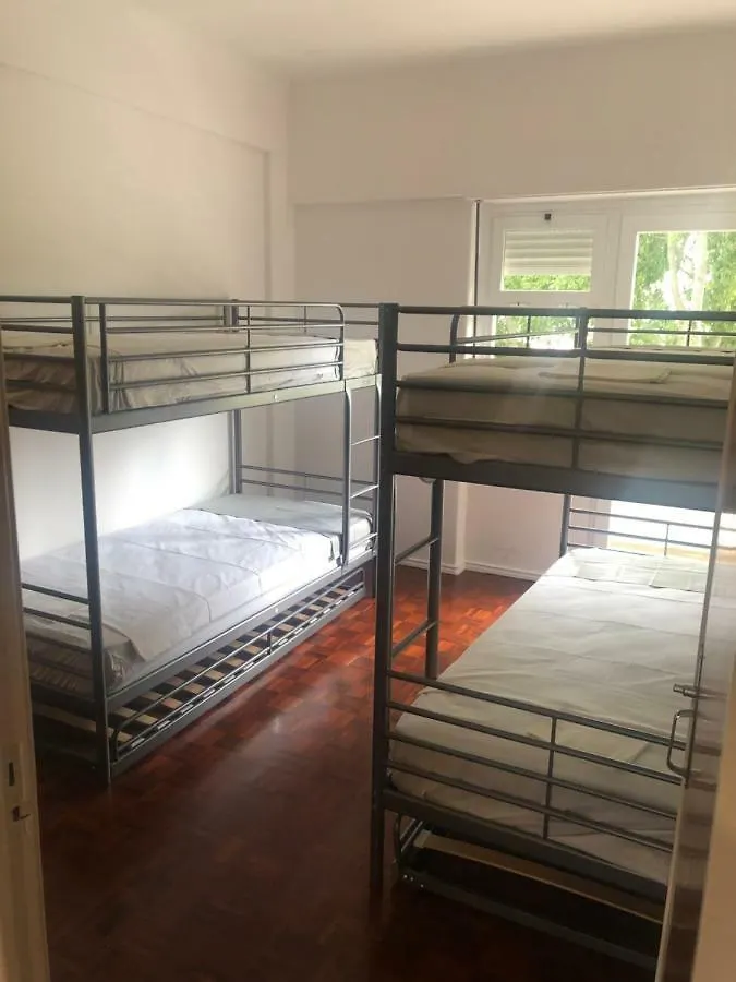 Royalty Hostel Benfica Lisbon 0*,
