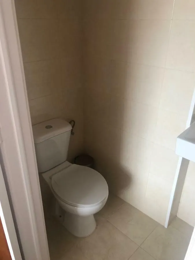 Royalty Hostel Benfica Lisbon
