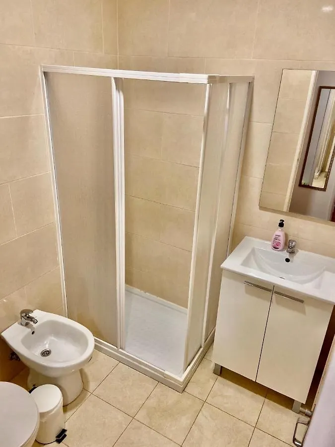 Royalty Hostel Benfica Lisbon